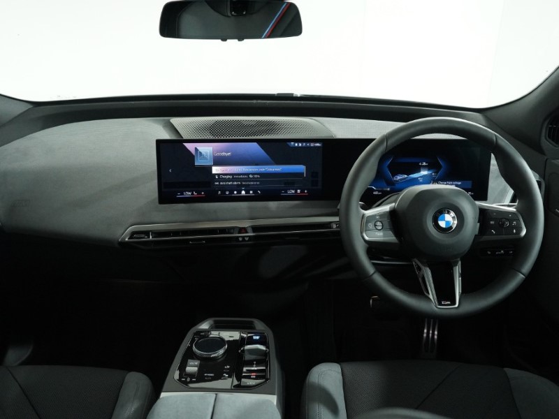  BMW iX 300kW xDrive45 M Sport 101kWh 5dr Auto 5823135