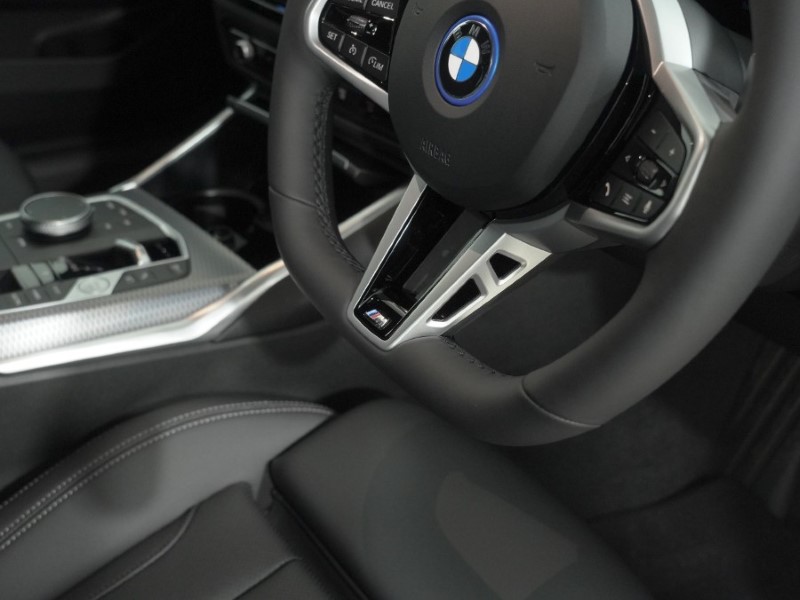  BMW 3 SERIES 330e M Sport 4dr Step Auto 5901566