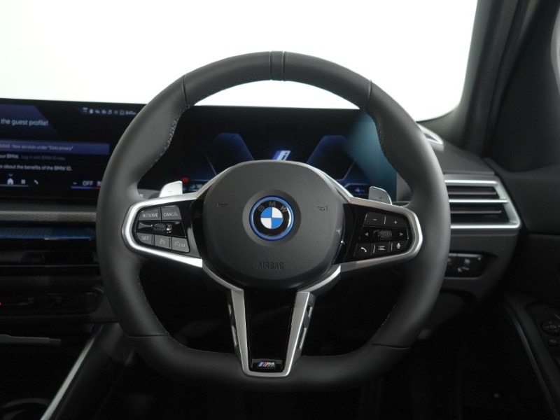  BMW 3 SERIES 330e M Sport 4dr Step Auto 5901556