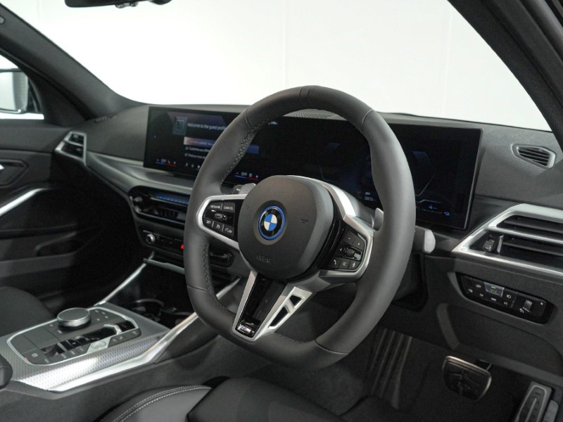  BMW 3 SERIES 330e M Sport 4dr Step Auto 5901564