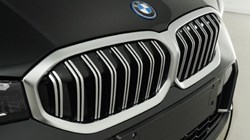 BMW 3 SERIES 330e M Sport 4dr Step Auto 5901563