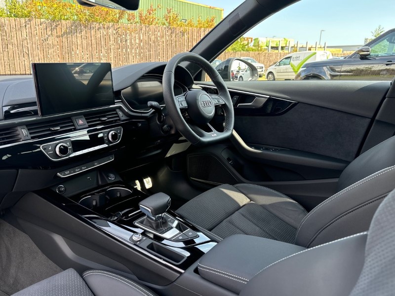 2023 (73) AUDI A4 35 TFSI Black Edition 5dr S Tronic 3455858