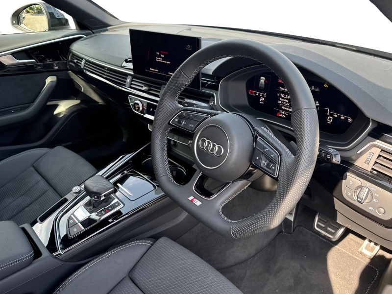 2023 (73) AUDI A4 35 TFSI Black Edition 5dr S Tronic 3455835