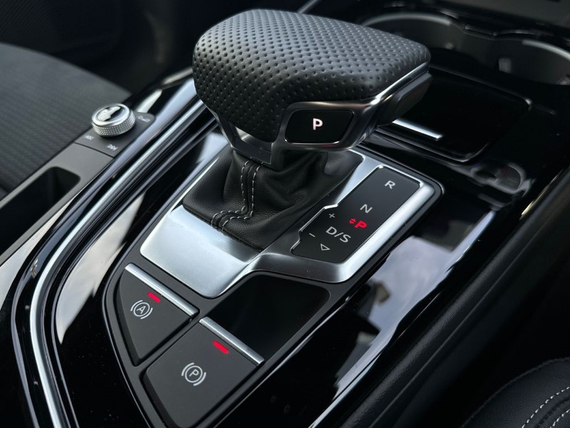 2023 (73) AUDI A4 35 TFSI Black Edition 5dr S Tronic 3455854