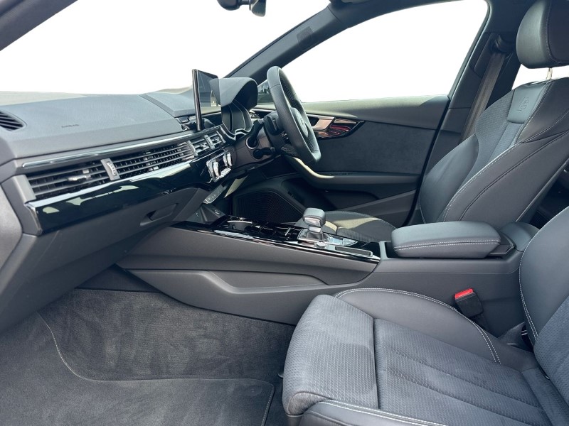 2023 (73) AUDI A4 35 TFSI Black Edition 5dr S Tronic 3455829