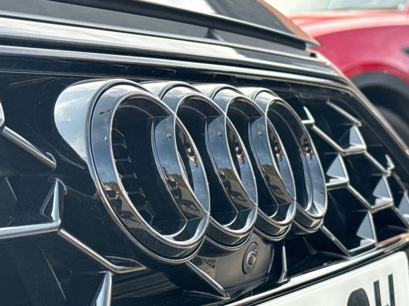 2023 (73) AUDI A4 35 TFSI Black Edition 5dr S Tronic 3455863