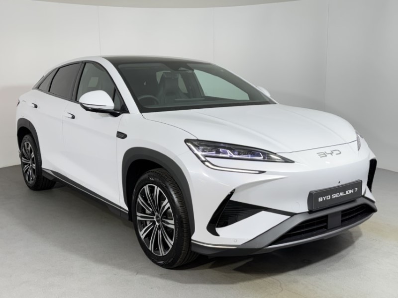 BYD SEALION 7