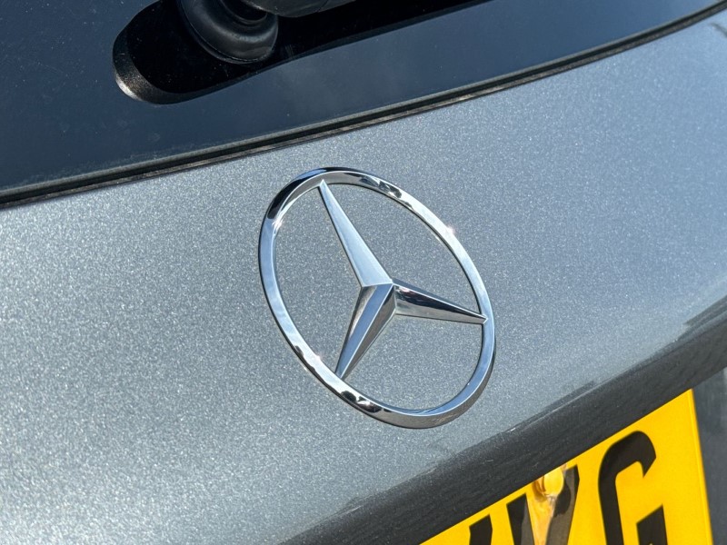 2020 (20) MERCEDES-BENZ GLC 300d 4Matic AMG Line Premium 5dr 9G-Tronic 3375242