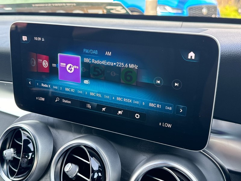 2020 (20) MERCEDES-BENZ GLC 300d 4Matic AMG Line Premium 5dr 9G-Tronic 3375223