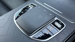 2020 (20) MERCEDES-BENZ GLC 300d 4Matic AMG Line Premium 5dr 9G-Tronic 3375228