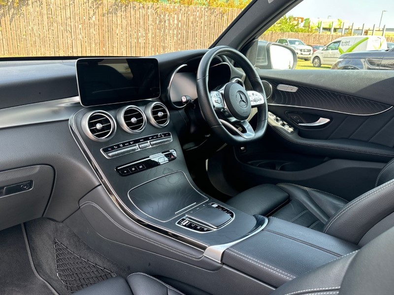 2020 (20) MERCEDES-BENZ GLC 300d 4Matic AMG Line Premium 5dr 9G-Tronic 3375232
