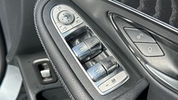 2020 (20) MERCEDES-BENZ GLC 300d 4Matic AMG Line Premium 5dr 9G-Tronic 3375212