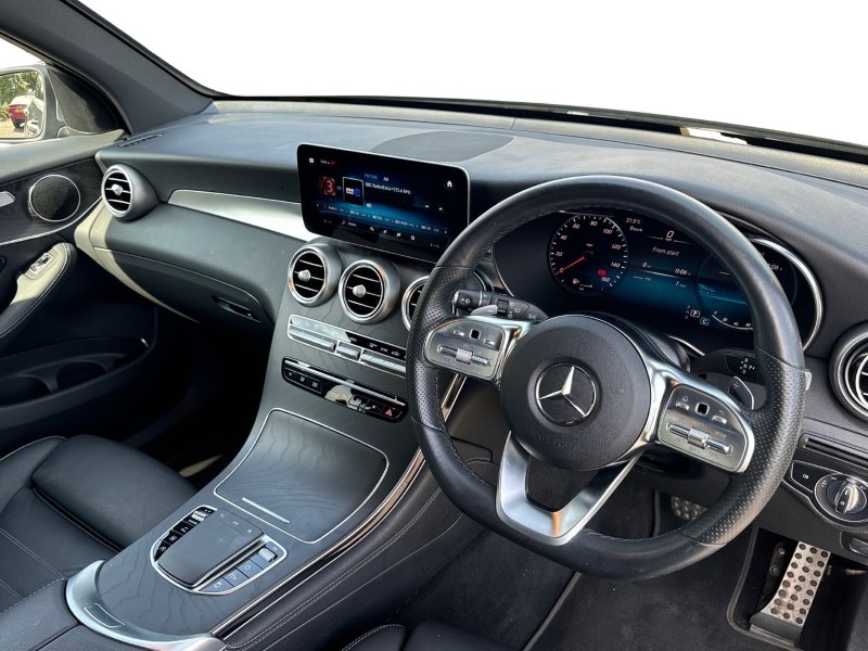 2020 (20) MERCEDES-BENZ GLC 300d 4Matic AMG Line Premium 5dr 9G-Tronic 3375209