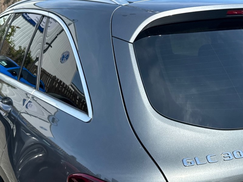 2020 (20) MERCEDES-BENZ GLC 300d 4Matic AMG Line Premium 5dr 9G-Tronic 3375235