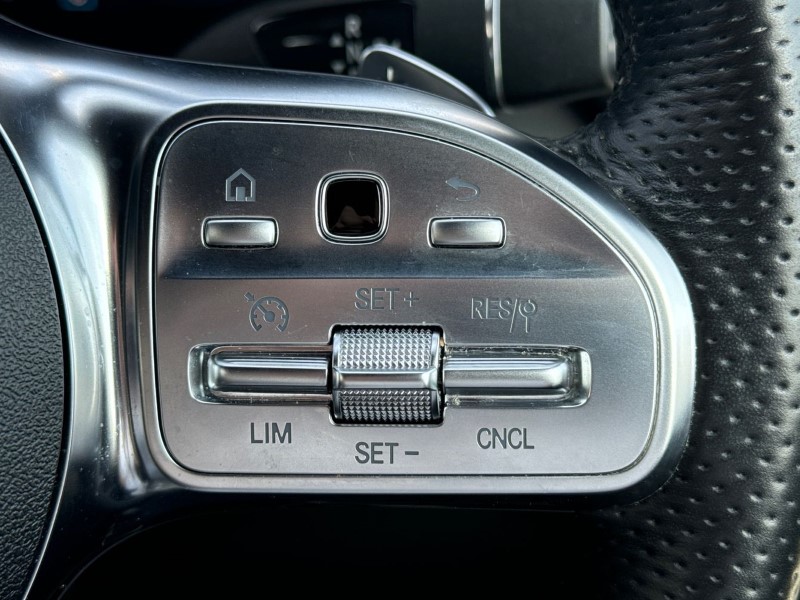 2020 (20) MERCEDES-BENZ GLC 300d 4Matic AMG Line Premium 5dr 9G-Tronic 3375218