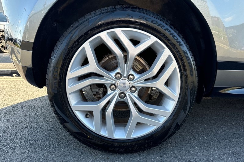 2022 (72) LAND ROVER RANGE ROVER EVOQUE 2.0 D200 R-Dynamic SE 5dr Auto 3398830