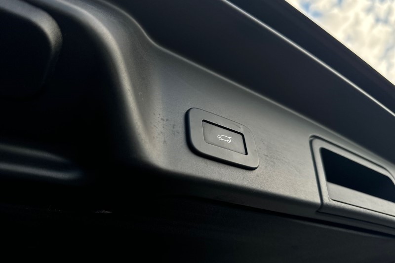 2022 (72) LAND ROVER RANGE ROVER EVOQUE 2.0 D200 R-Dynamic SE 5dr Auto 3398856