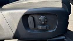 2022 (72) LAND ROVER RANGE ROVER EVOQUE 2.0 D200 R-Dynamic SE 5dr Auto 3398836