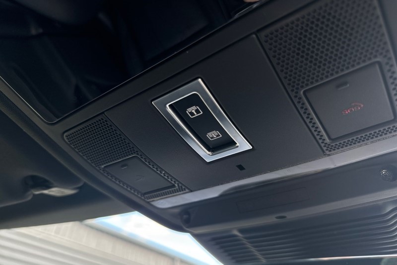 2022 (72) LAND ROVER RANGE ROVER EVOQUE 2.0 D200 R-Dynamic SE 5dr Auto 3398863