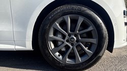 2025 (25) LAND ROVER RANGE ROVER SPORT 3.0 D300 Dynamic SE 5dr Auto 5129445