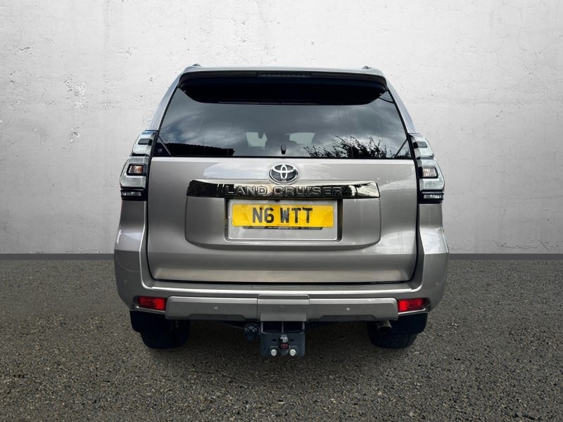 2022 (22) TOYOTA LAND CRUISER 2.8 D-4D 204 Invincible 5dr Auto 7 Seats 3427886