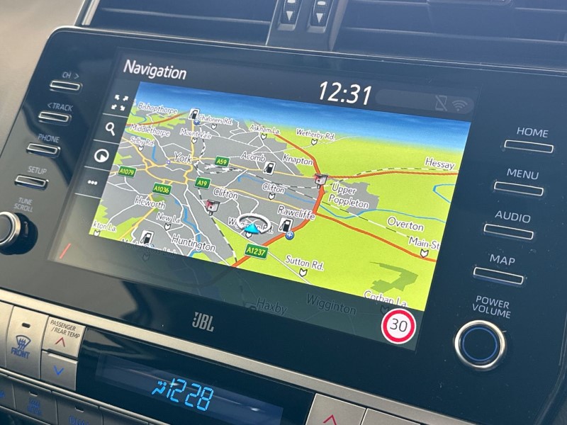 2022 (22) TOYOTA LAND CRUISER 2.8 D-4D 204 Invincible 5dr Auto 7 Seats 3427901