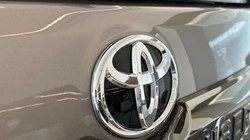 2022 (22) TOYOTA LAND CRUISER 2.8 D-4D 204 Invincible 5dr Auto 7 Seats 3427920