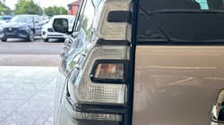 2022 (22) TOYOTA LAND CRUISER 2.8 D-4D 204 Invincible 5dr Auto 7 Seats 3427918