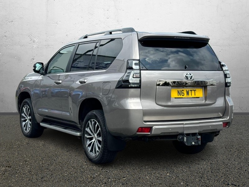 2022 (22) TOYOTA LAND CRUISER 2.8 D-4D 204 Invincible 5dr Auto 7 Seats 3427882