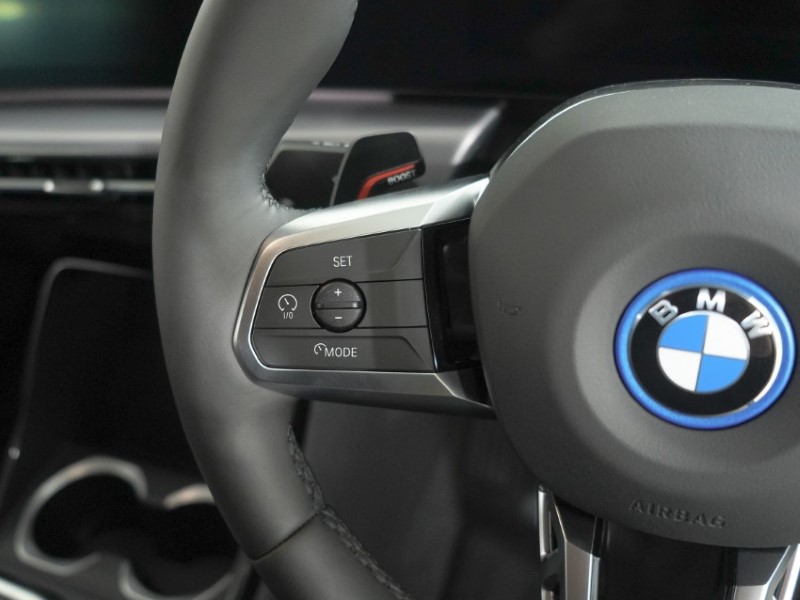  BMW iX2 150kW eDrive20 M Sport 65kWh 5dr Auto 5908478