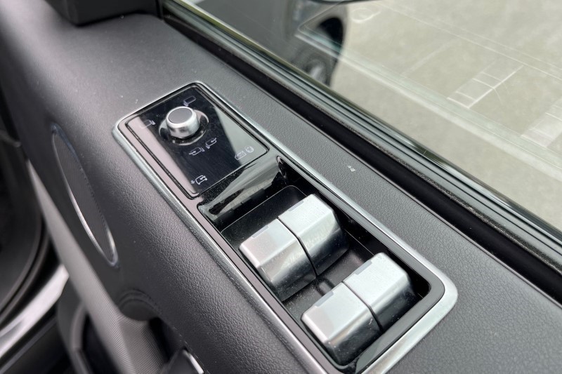 2021 (21) LAND ROVER RANGE ROVER 3.0 D300 Westminster Black 4dr Auto 3448649