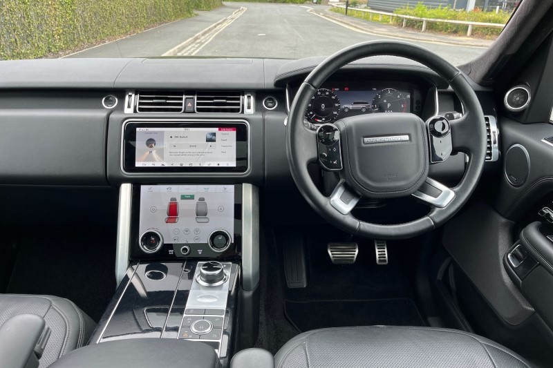 2021 (21) LAND ROVER RANGE ROVER 3.0 D300 Westminster Black 4dr Auto 3448657
