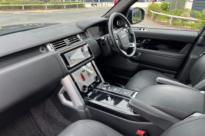 2021 (21) LAND ROVER RANGE ROVER 3.0 D300 Westminster Black 4dr Auto 3448670