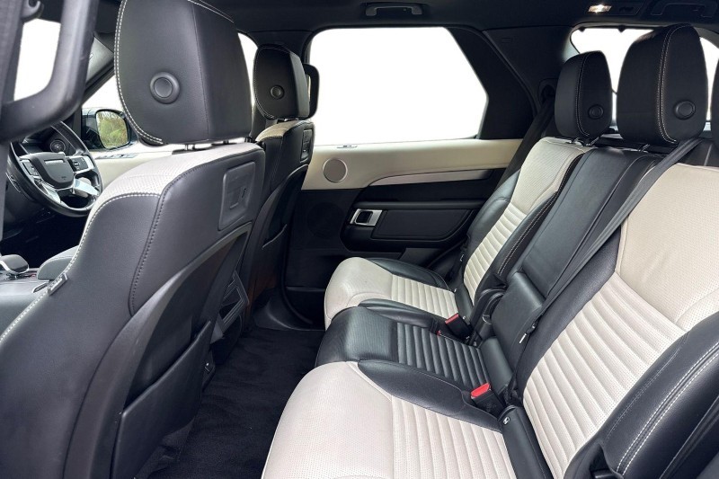 2021 (21) LAND ROVER DISCOVERY 3.0 D250 R-Dynamic S 5dr Auto 5155901