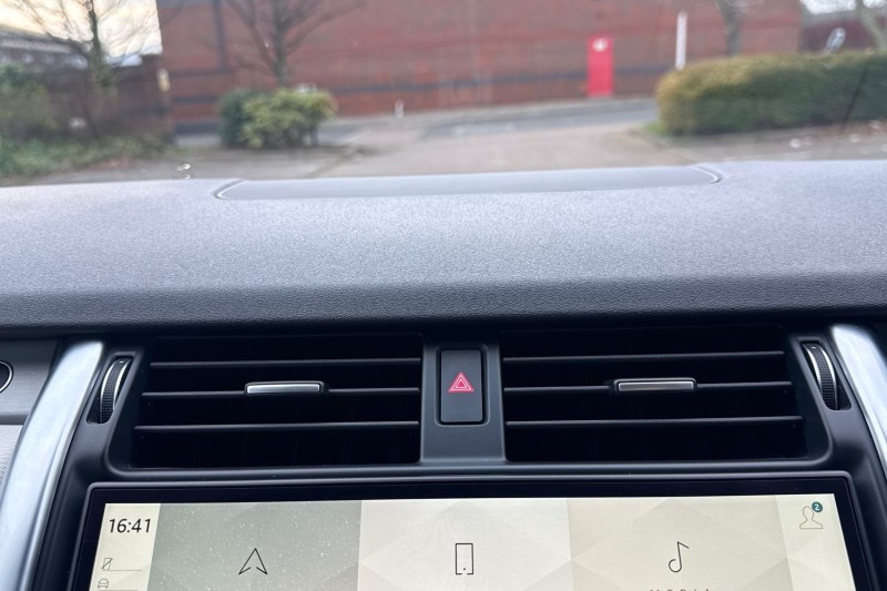 2021 (21) LAND ROVER DISCOVERY 3.0 D250 R-Dynamic S 5dr Auto 5155931