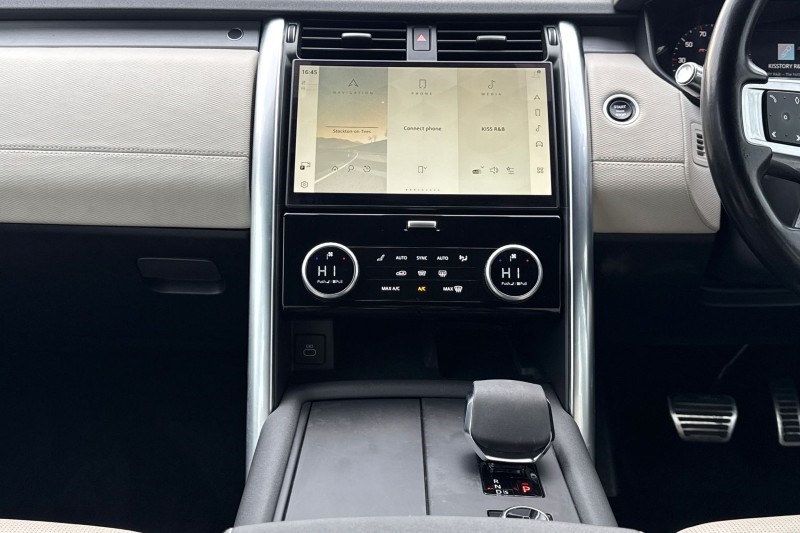 2021 (21) LAND ROVER DISCOVERY 3.0 D250 R-Dynamic S 5dr Auto 5155911