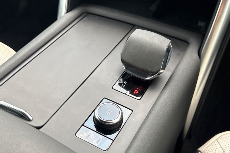 2021 (21) LAND ROVER DISCOVERY 3.0 D250 R-Dynamic S 5dr Auto 5155910