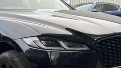 2022 (22) JAGUAR F-PACE 2.0 D200 R-Dynamic SE 5dr Auto AWD 5118566