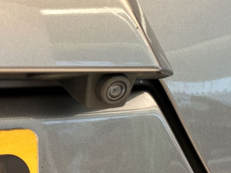 2016 (66) LAND ROVER DISCOVERY 3.0 SDV6 Graphite 5dr Auto 3405416