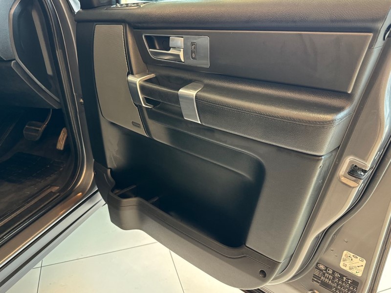 2016 (66) LAND ROVER DISCOVERY 3.0 SDV6 Graphite 5dr Auto 3405383