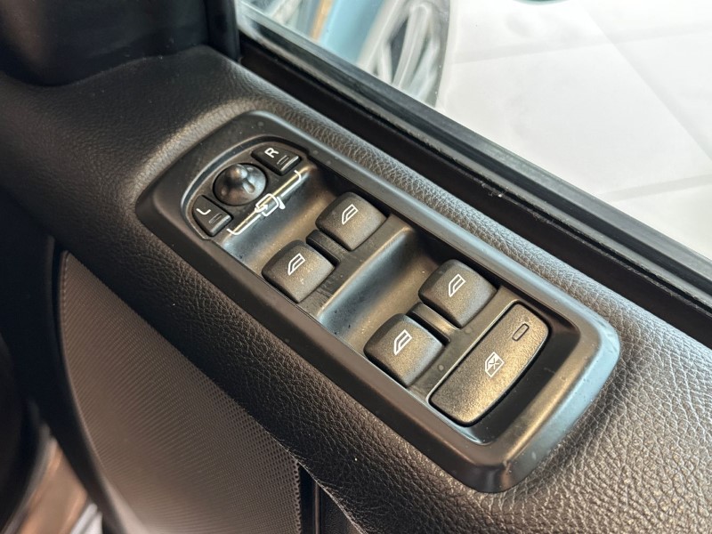 2016 (66) LAND ROVER DISCOVERY 3.0 SDV6 Graphite 5dr Auto 3405385