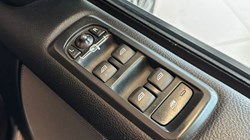 2016 (66) LAND ROVER DISCOVERY 3.0 SDV6 Graphite 5dr Auto 3405385