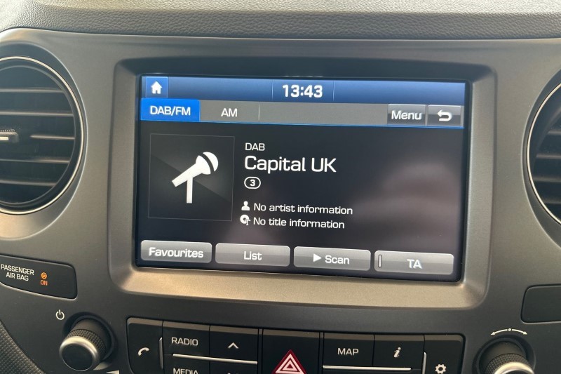 2019 (19) HYUNDAI I10 1.0 Play 5dr 3446279
