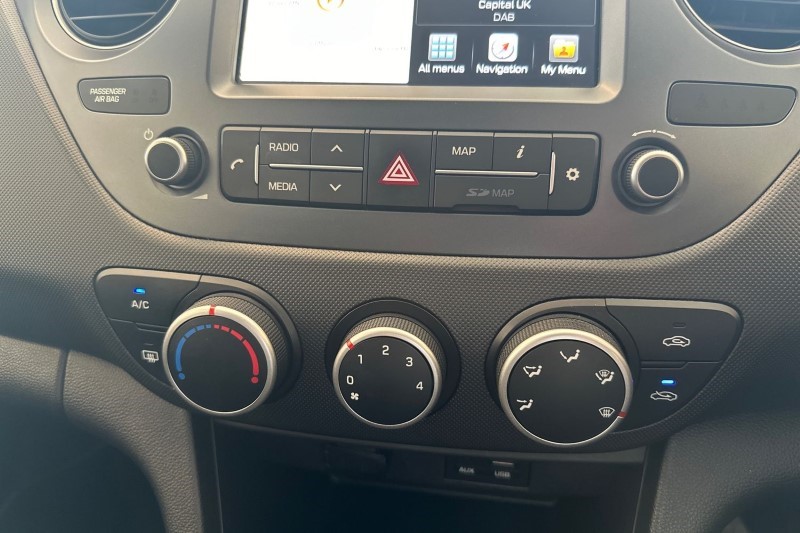2019 (19) HYUNDAI I10 1.0 Play 5dr 3446280