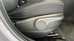 2019 (19) HYUNDAI I10 1.0 Play 5dr 3446270