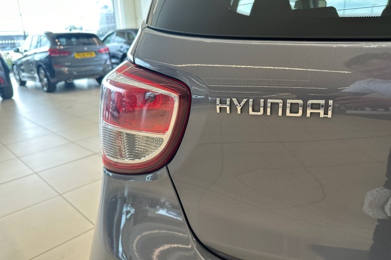 2019 (19) HYUNDAI I10 1.0 Play 5dr 3446288