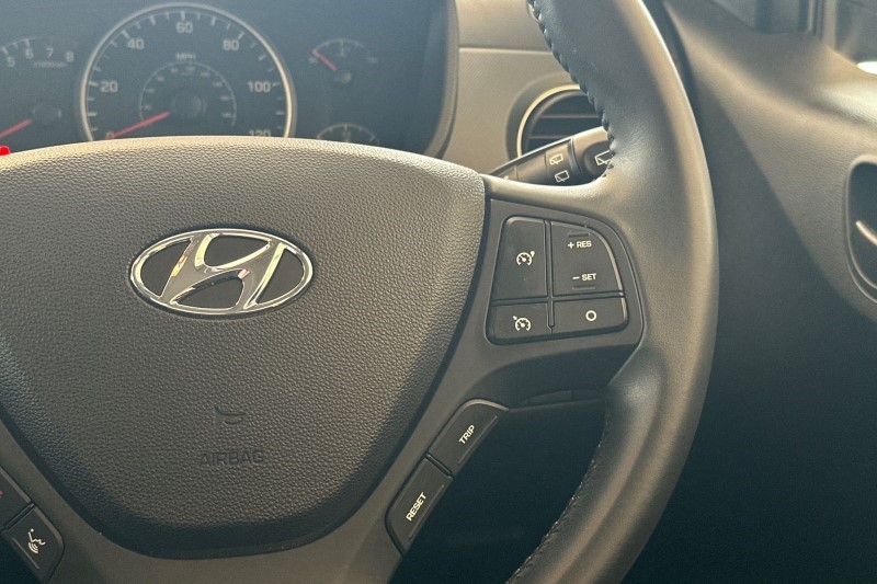 2019 (19) HYUNDAI I10 1.0 Play 5dr 3446275