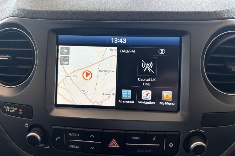 2019 (19) HYUNDAI I10 1.0 Play 5dr 3446277