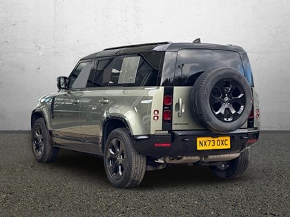 2023 (73) LAND ROVER DEFENDER 3.0 D300 X-Dynamic S 110 5dr Auto