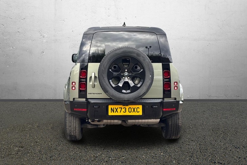 2023 (73) LAND ROVER DEFENDER 3.0 D300 X-Dynamic S 110 5dr Auto 5159732